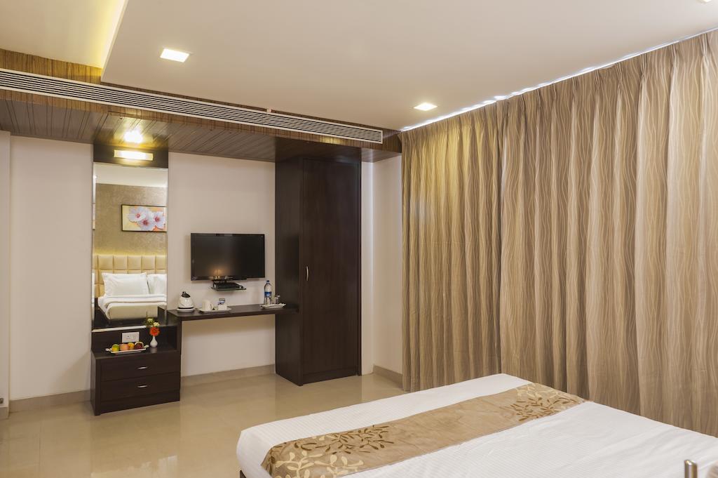 Vinstar Serviced Apartments Hinjawadi Exterior photo